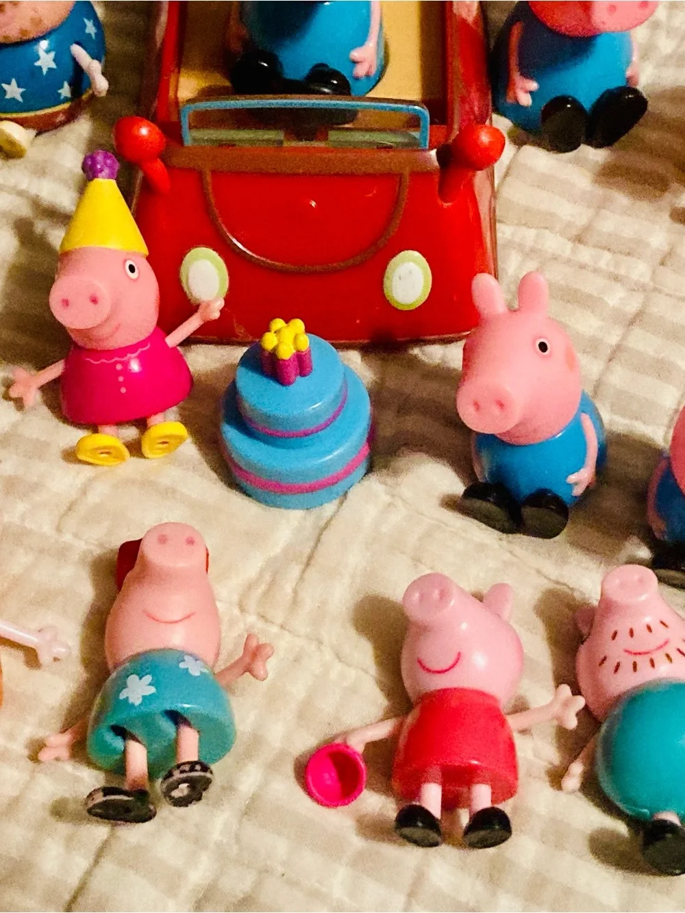 Lot Of Peppa Pig Figures Mom Dad Friends With Family Red Car 12 Figures